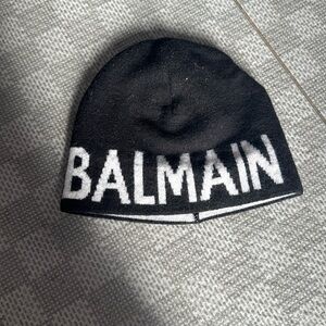 Authentic balmain hat for baby